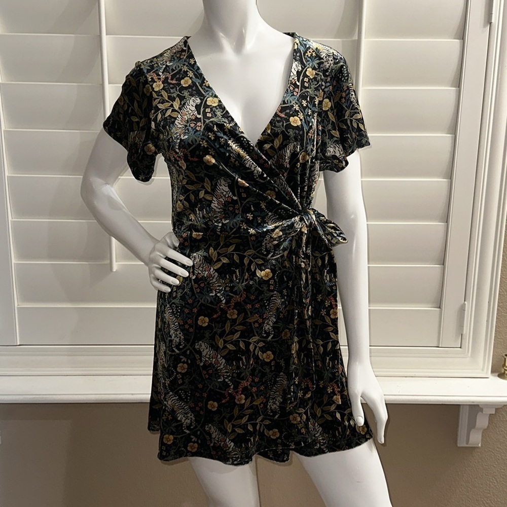 Urban Outfitters Theresa Velvet Tiger Floral Print Wrap Dress